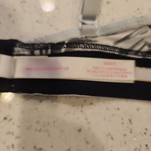 Victorias Secret PINK Push Up Bra 32D Green Tropical Underwire Padded - Picture 4 of 5